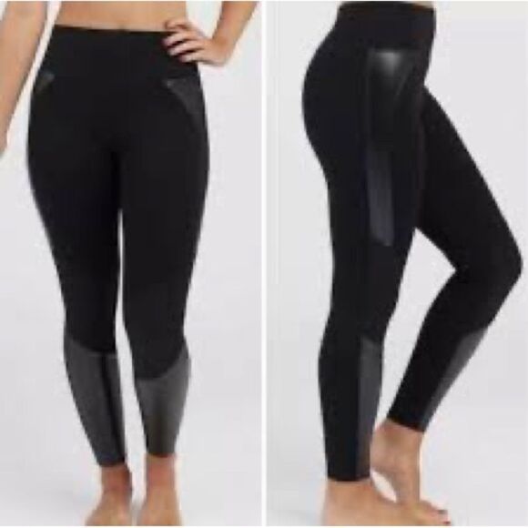NWOT Spanx Assets Moto Faux Leather Ponte Black Leggings Womens S - Picture 1 of 6